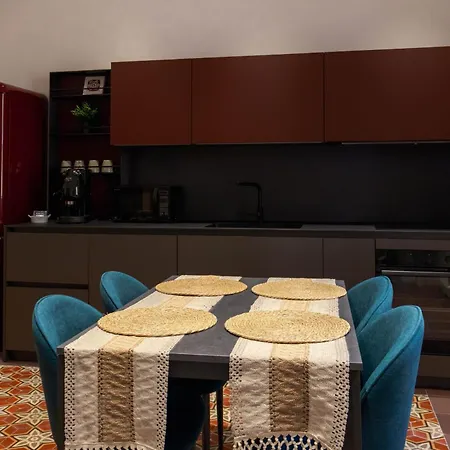 La Dimora Del Postino - *